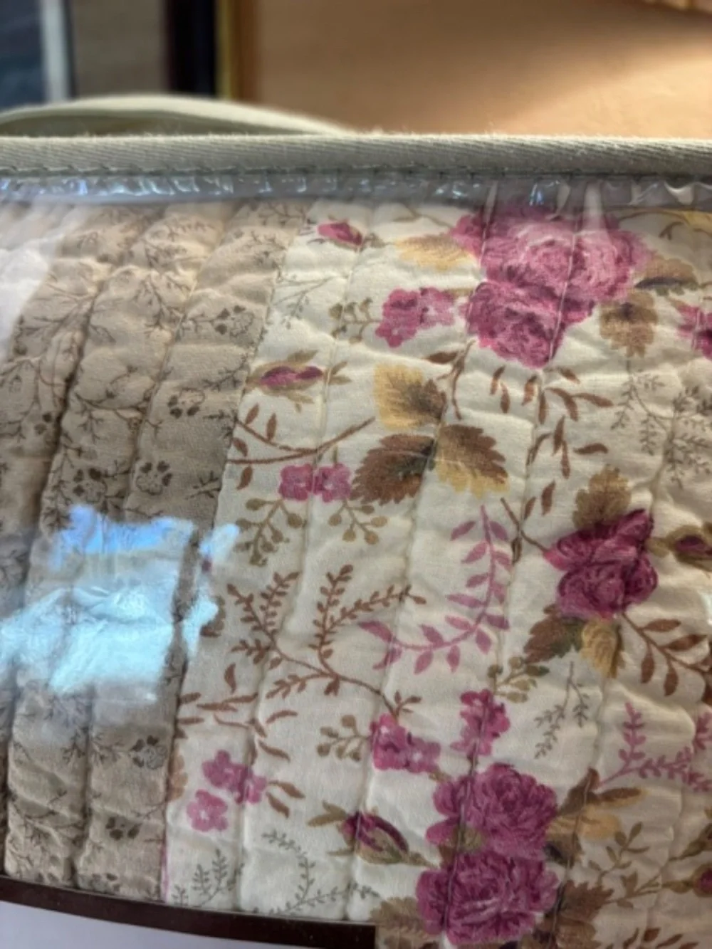 Kohl's Home Classic Quilted Queen Bedspread( New in Package) 